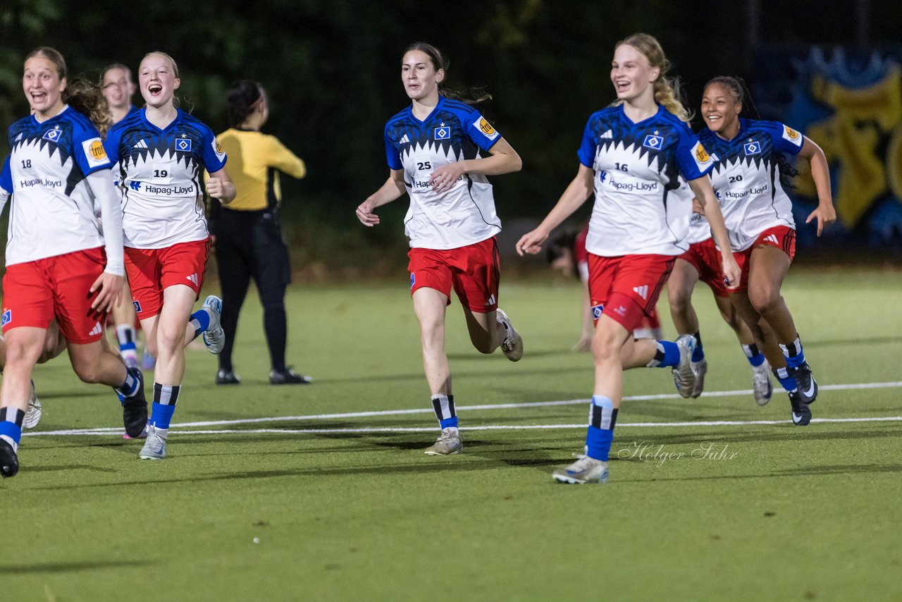 Bild 435 - wBJ Eimsbuettler TV - Hamburger SV : Ergebnis: 1:2